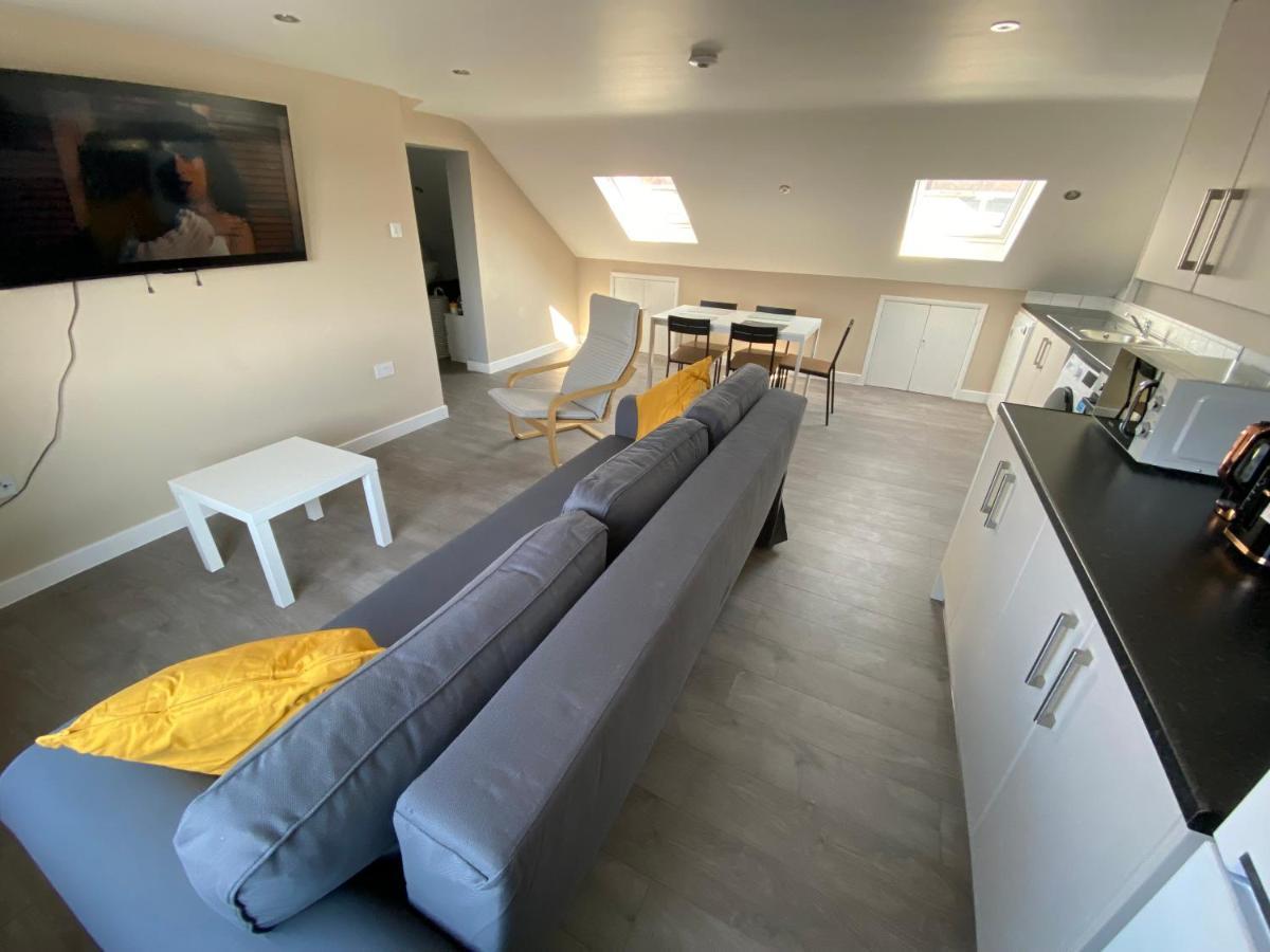 Stunning 1 Bedroom Flat In Wood Green London Exterior photo